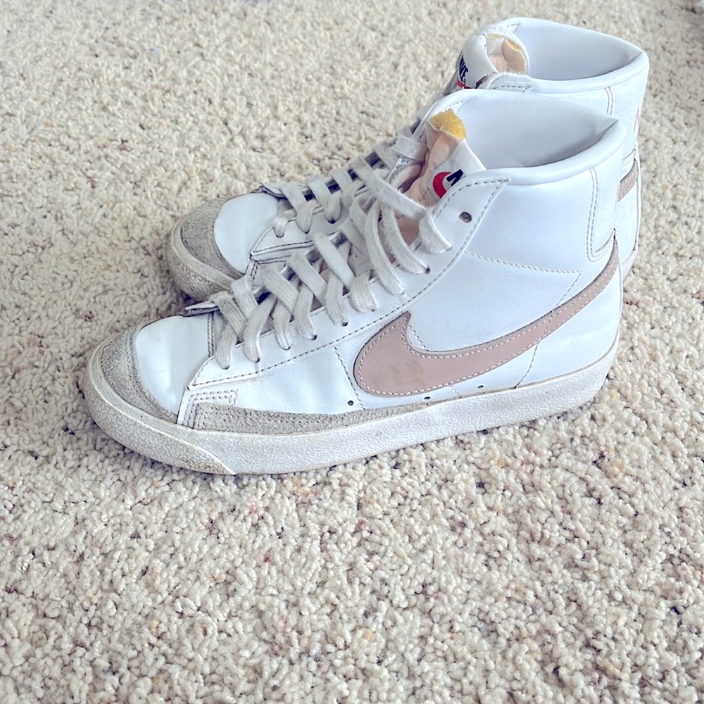 Nike blazers women’s size 6.5